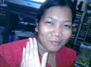 06182009658 Darlene & my small left hand. Contact her 09097416154. Sheis really good!