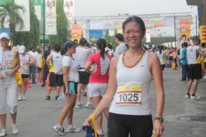 after the run...my new fave-nike tops and adidas compression tights